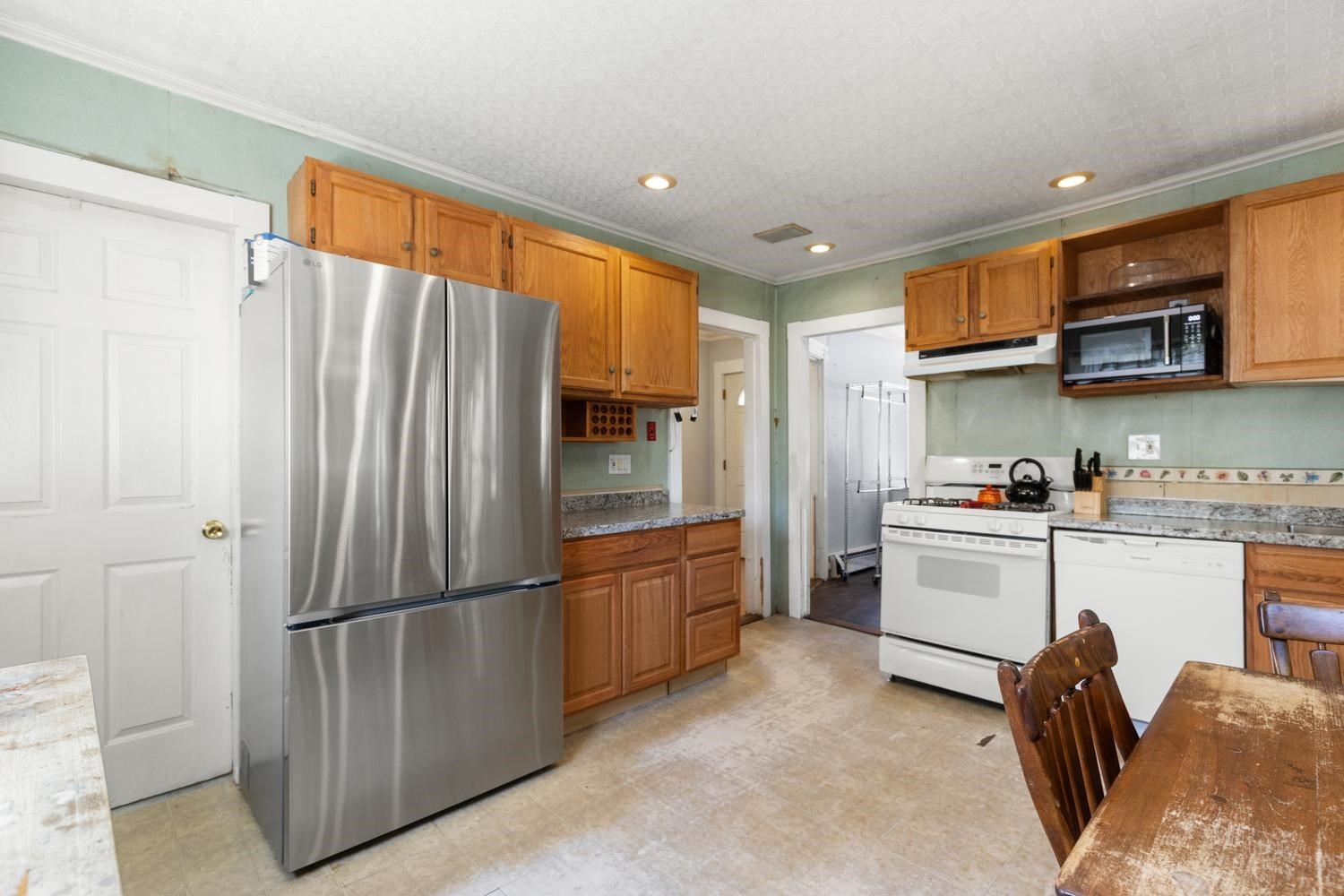 main property photo 22
