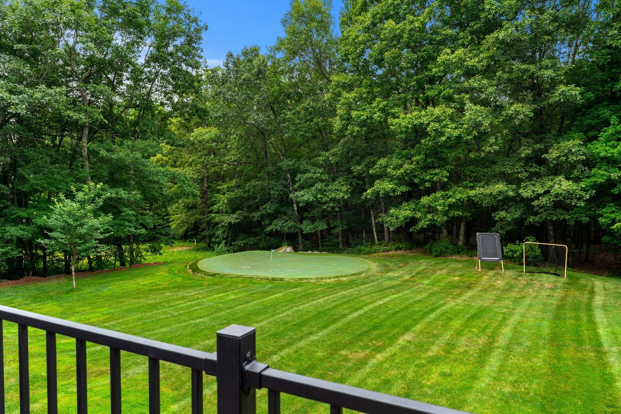 main property photo 35