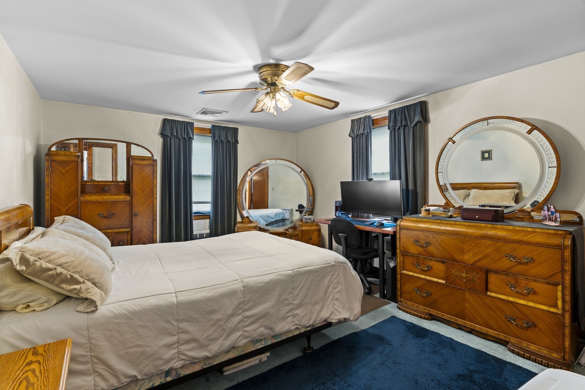 main property photo 13
