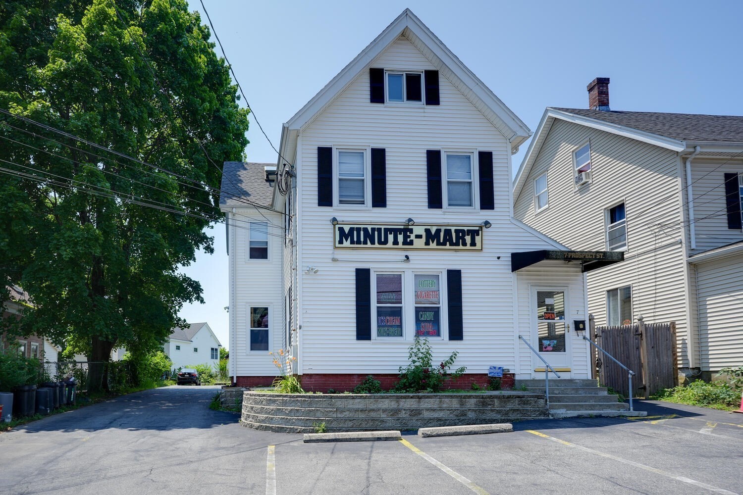 main property photo 36