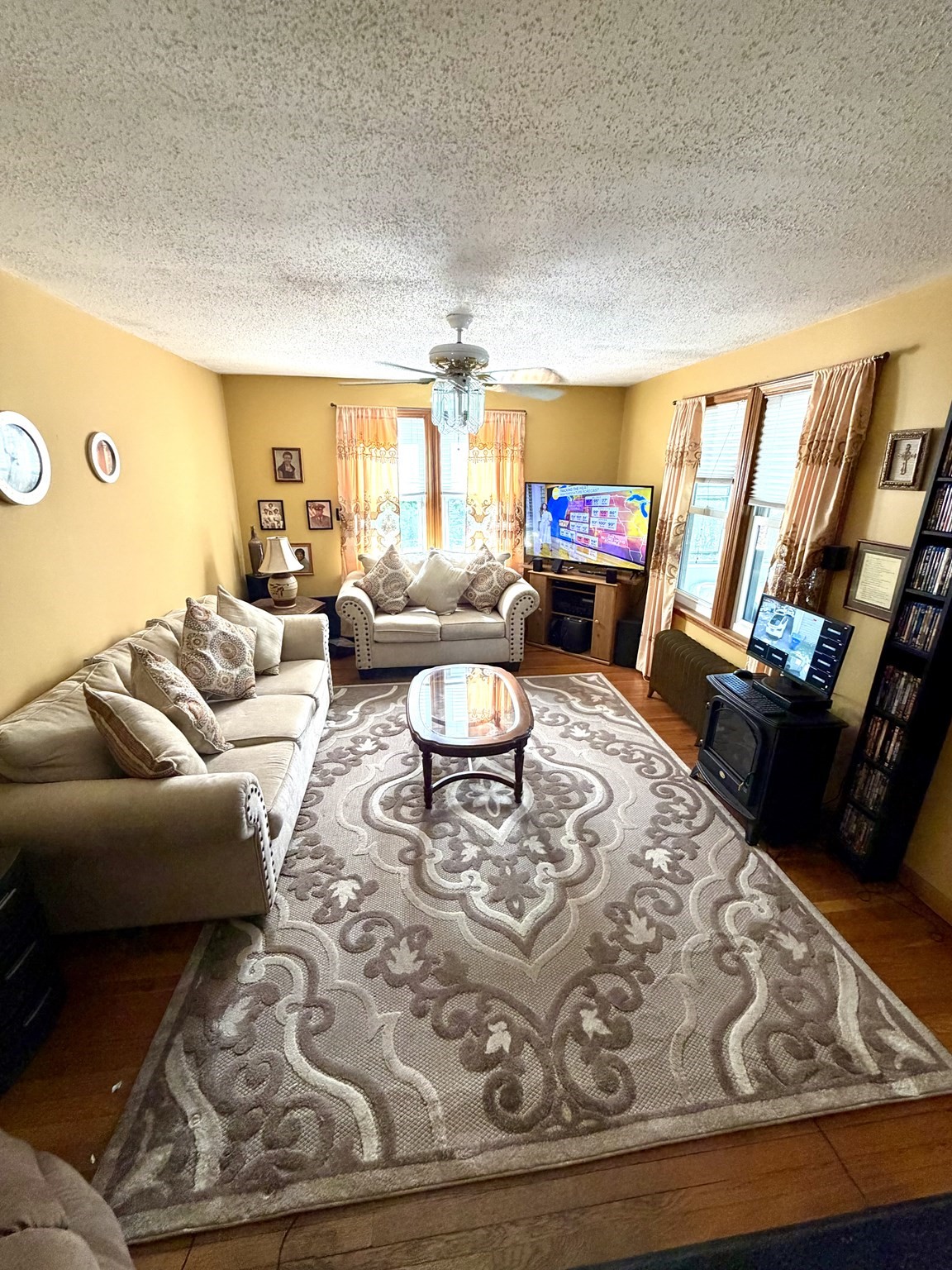 main property photo 2