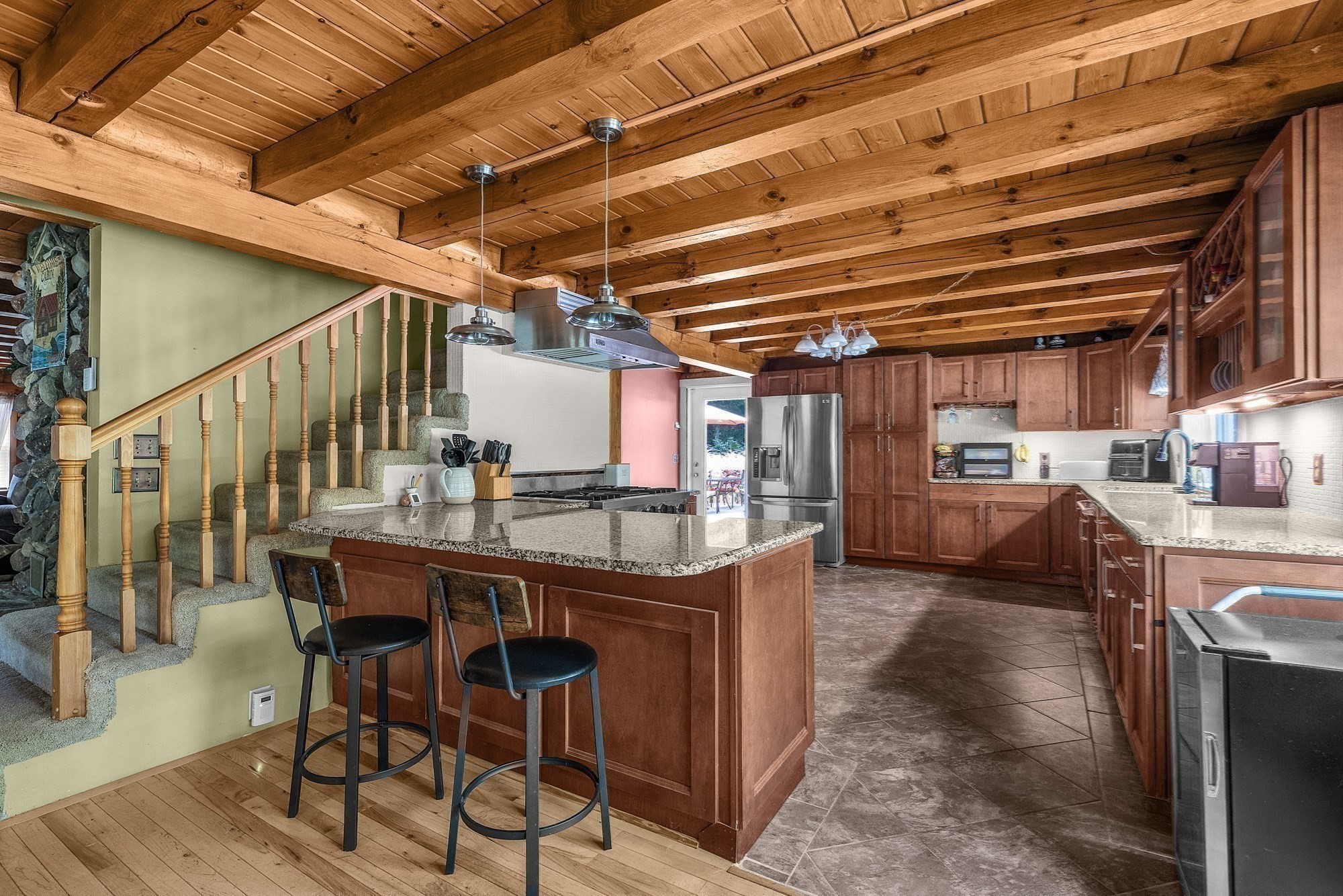 main property photo 14