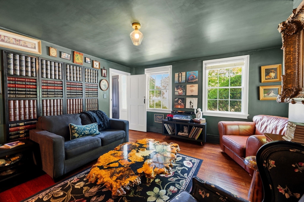 main property photo 19