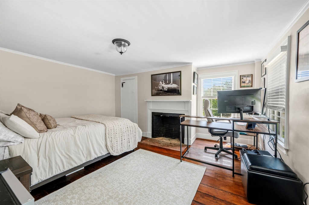 main property photo 23