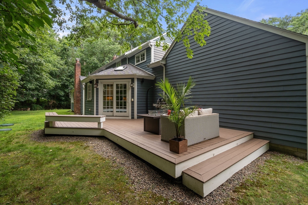 main property photo 12
