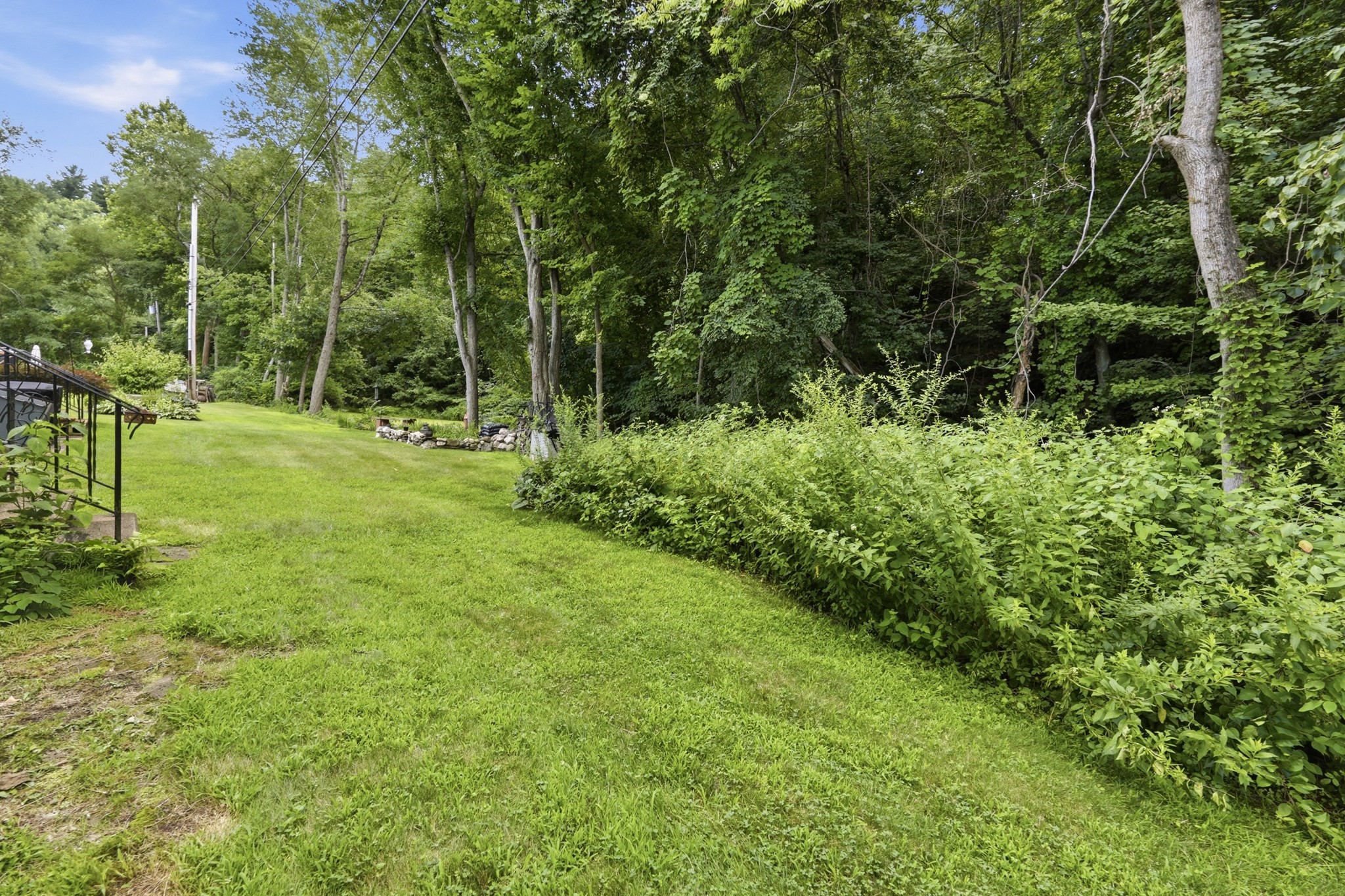 main property photo 25