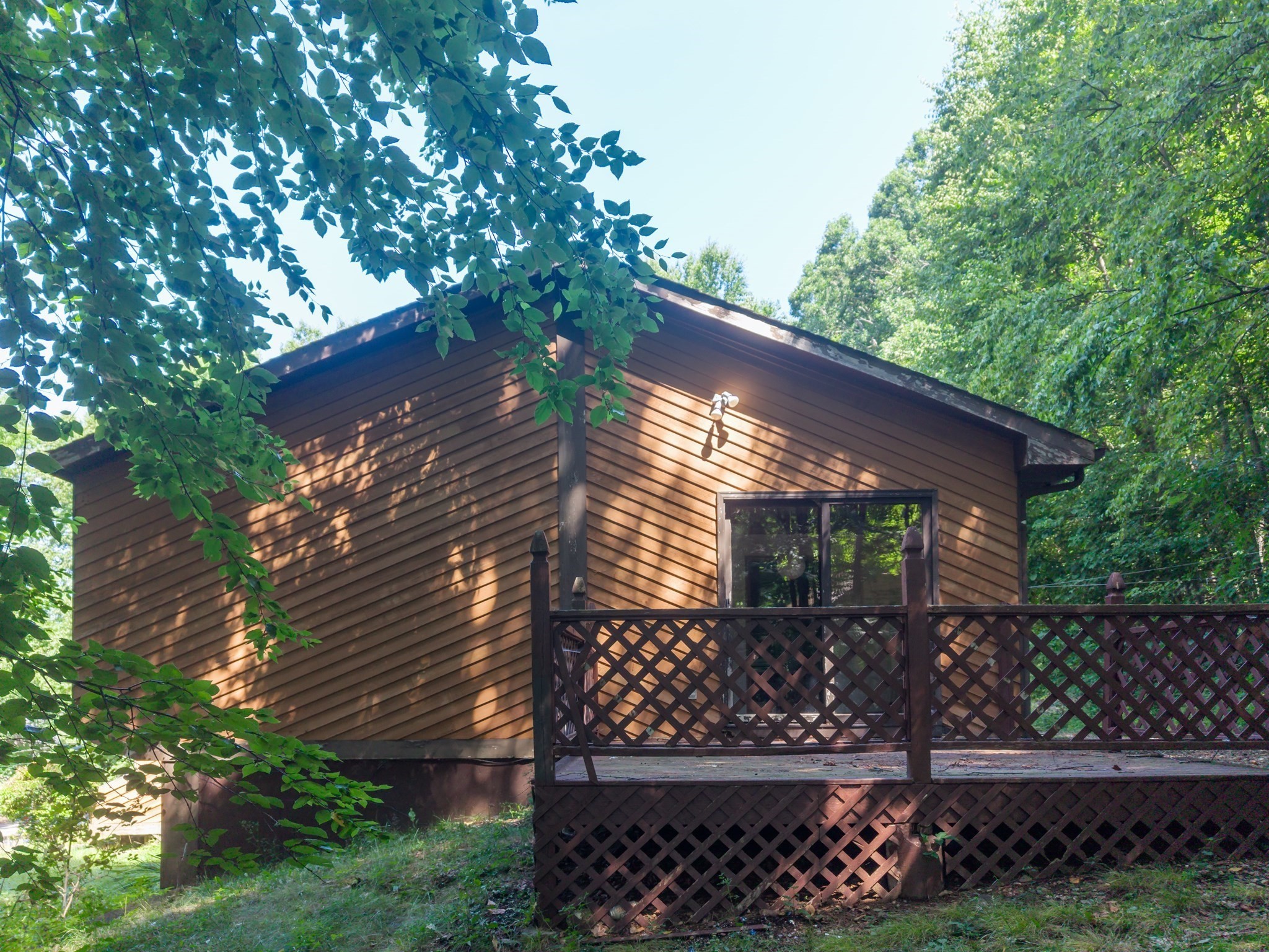 main property photo 23