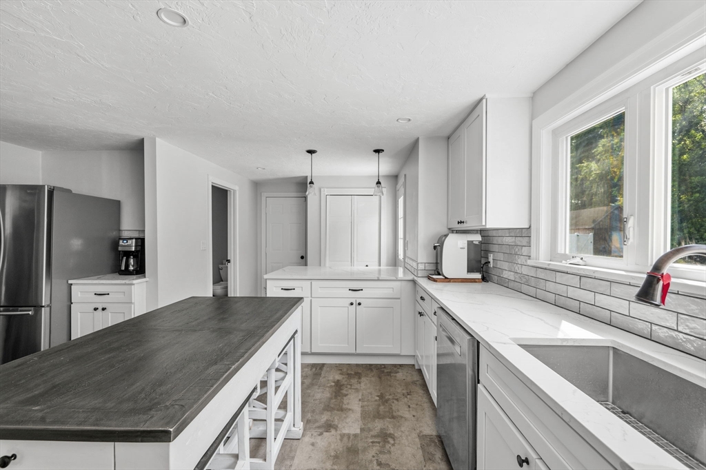 property viewer photo 19