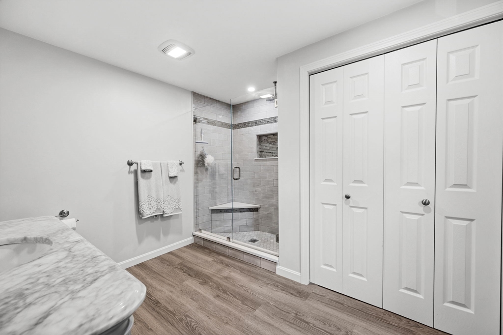 property viewer photo 28