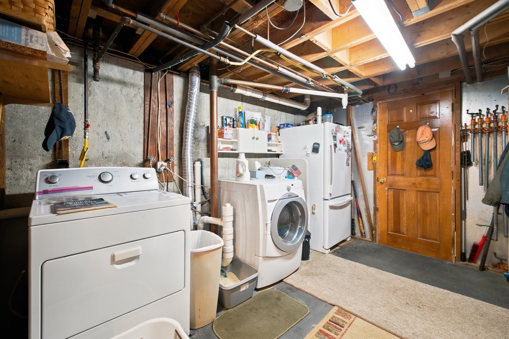 main property photo 24