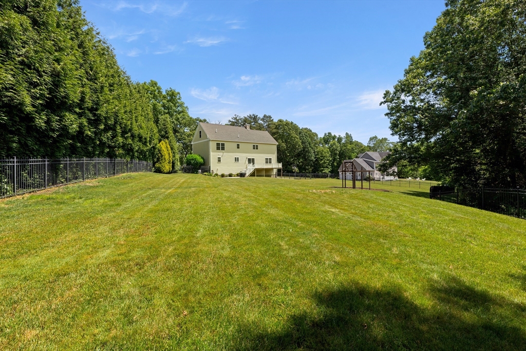 main property photo 27