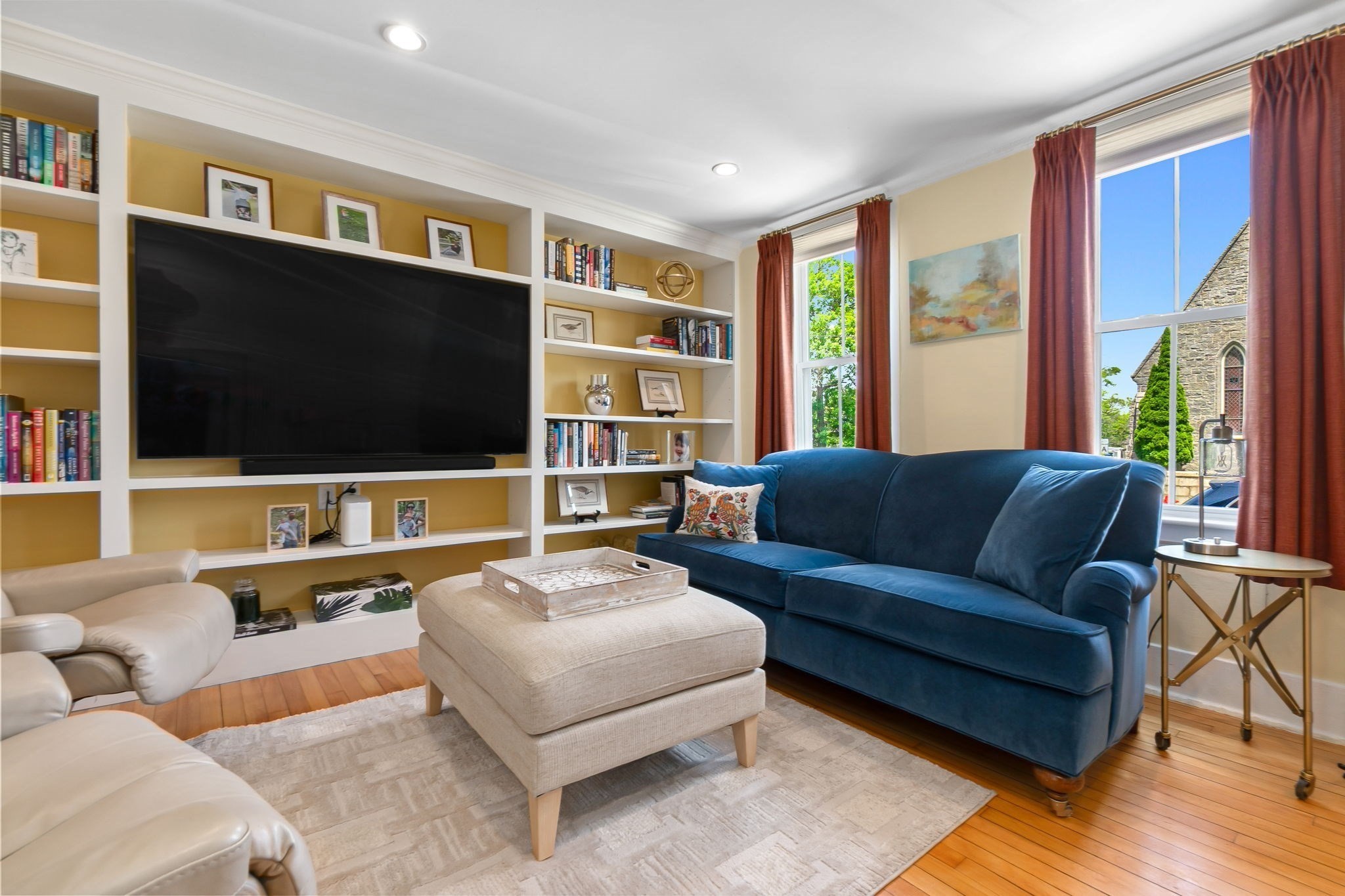 main property photo 3