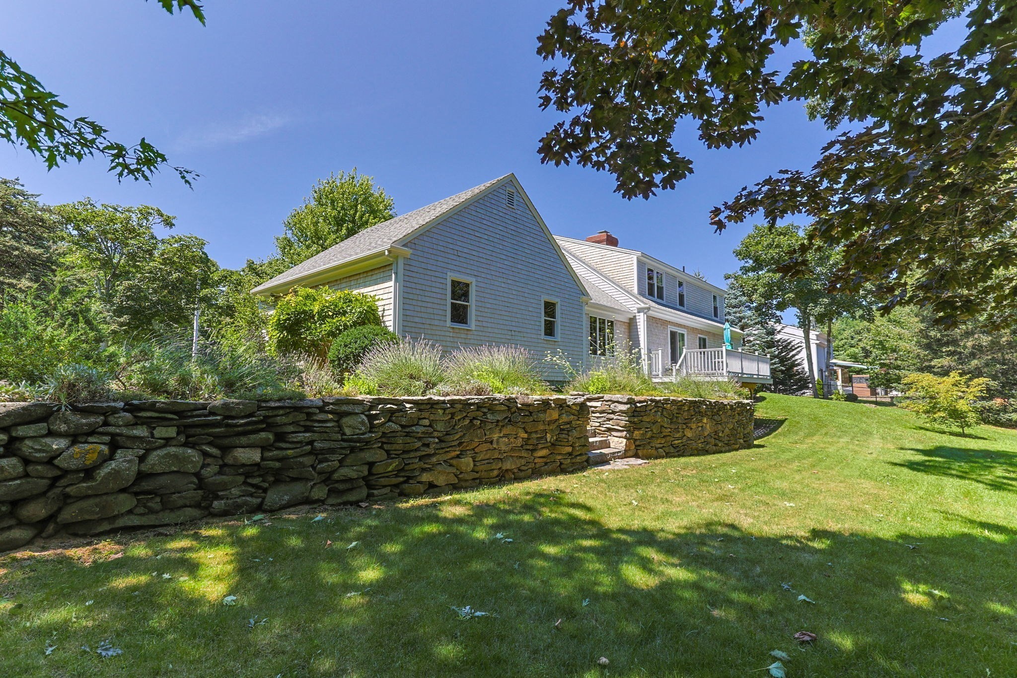 main property photo 30