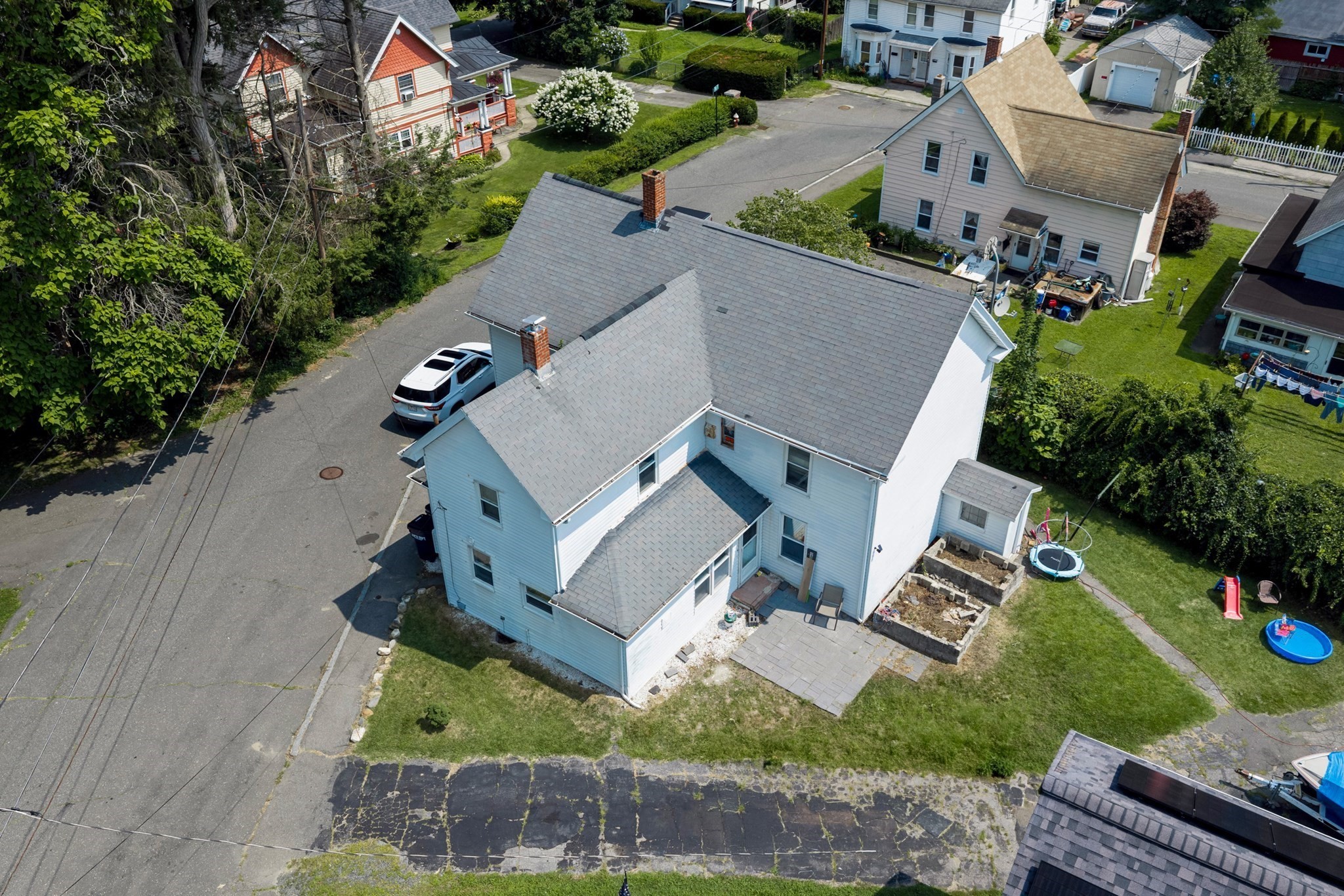 main property photo 23