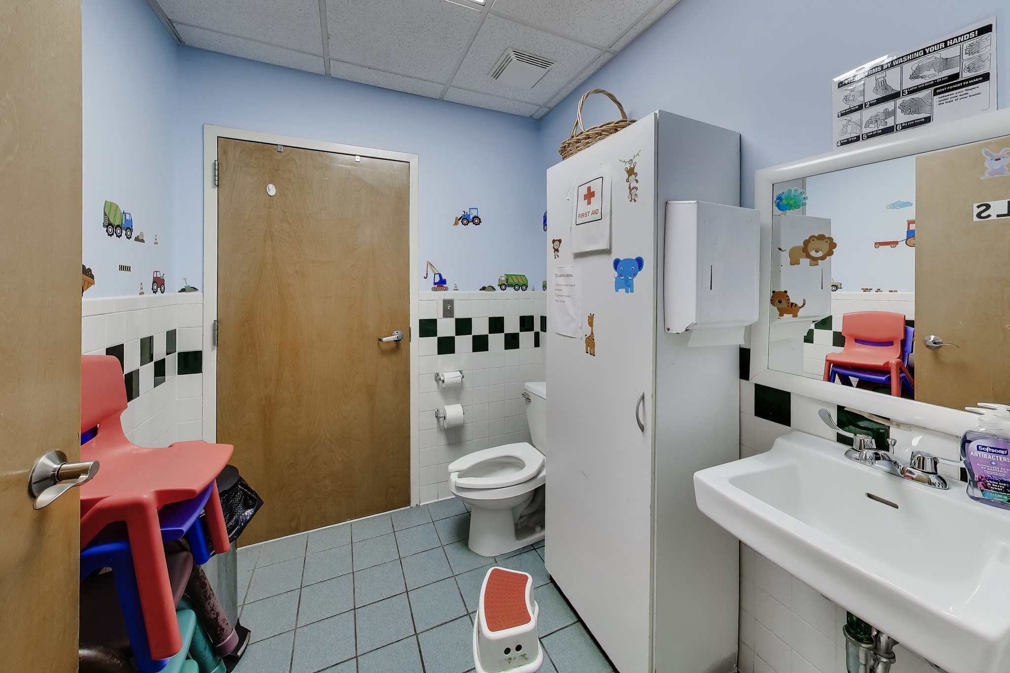 main property photo 14