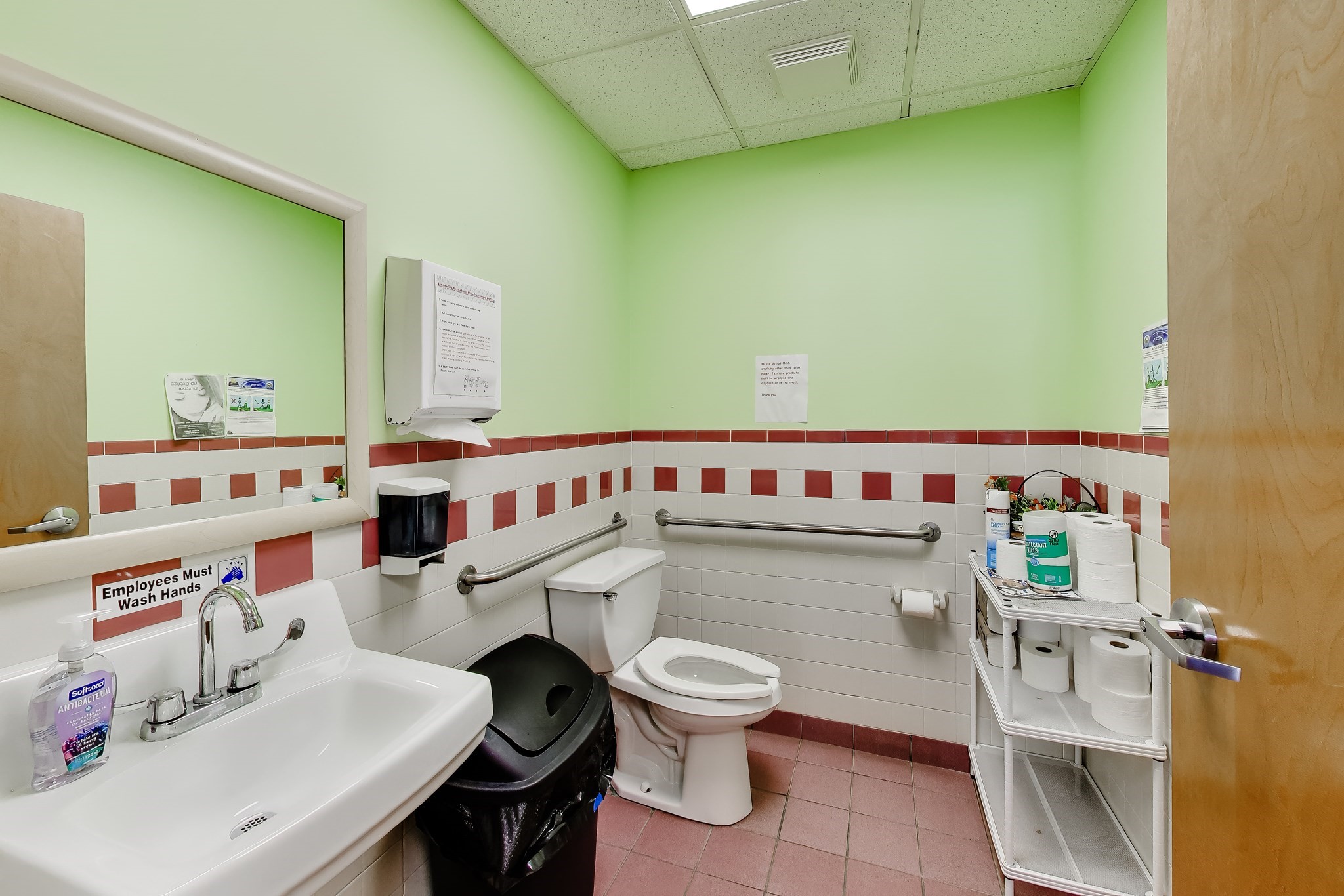 main property photo 33