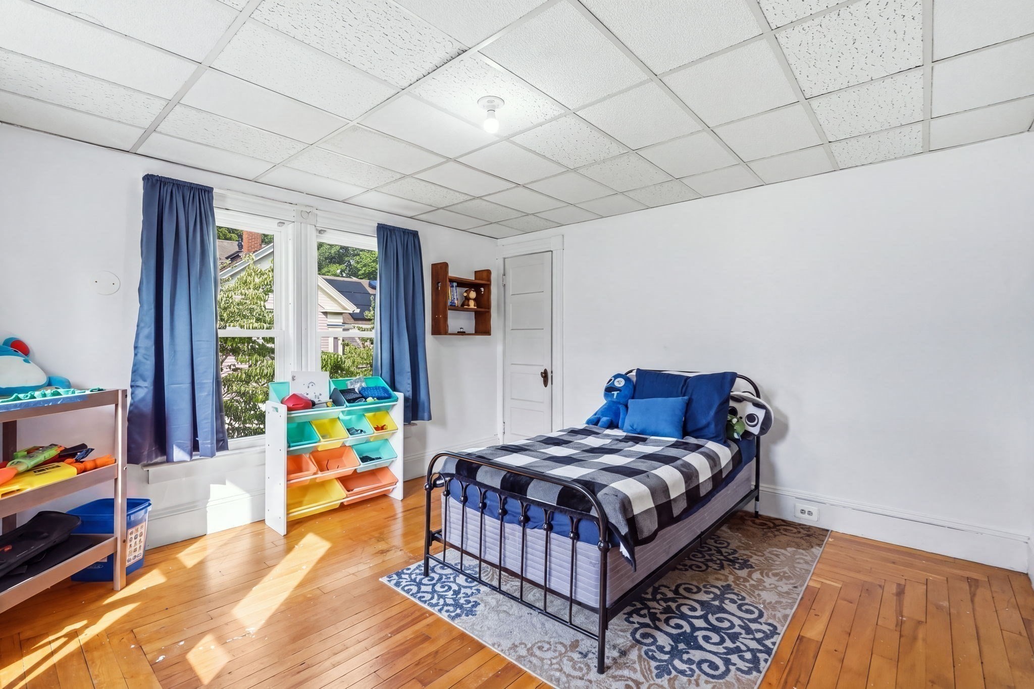 main property photo 31