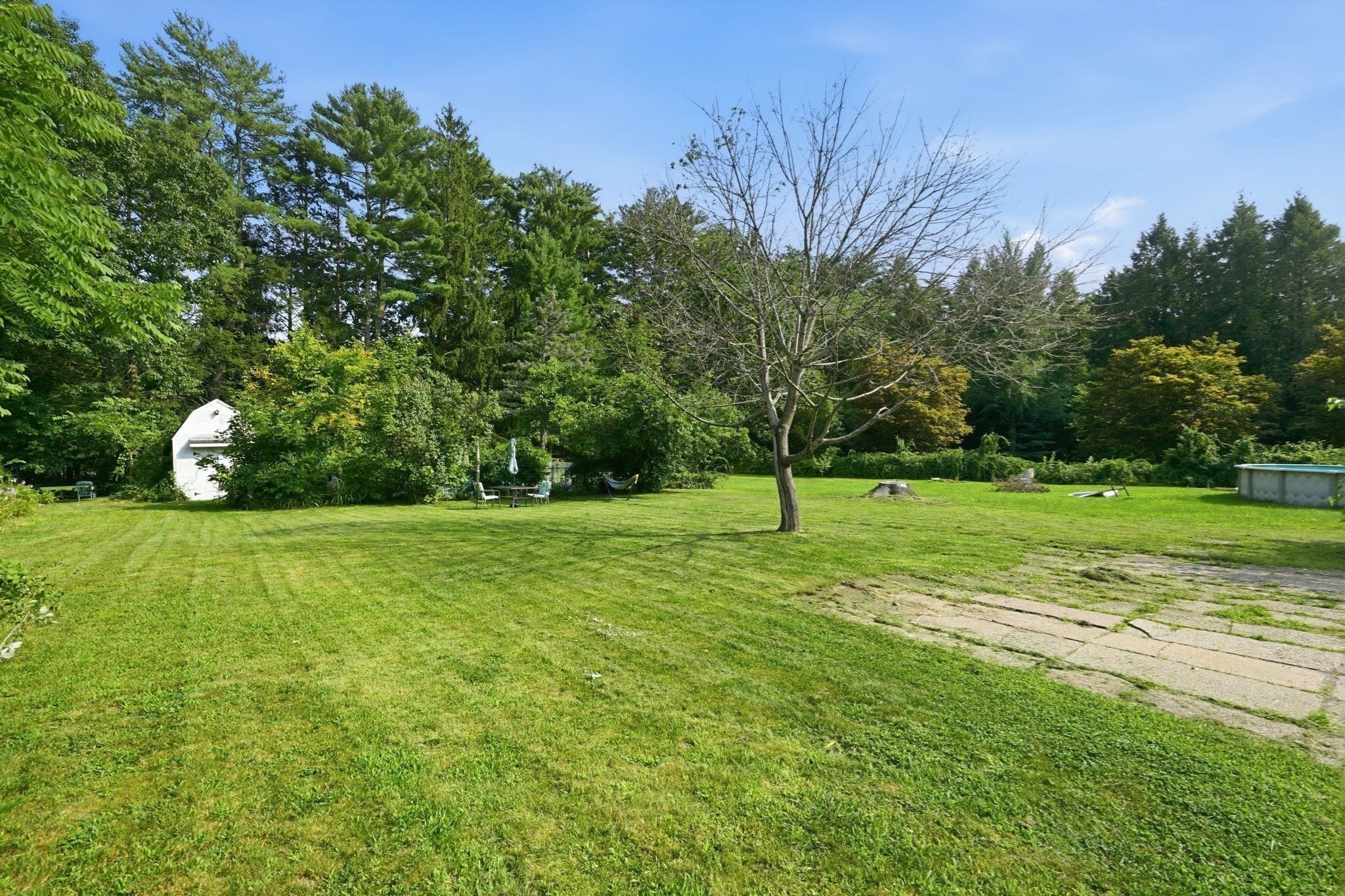 main property photo 35