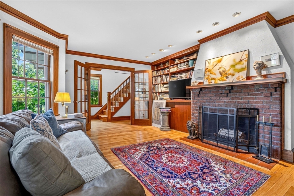 main property photo 10