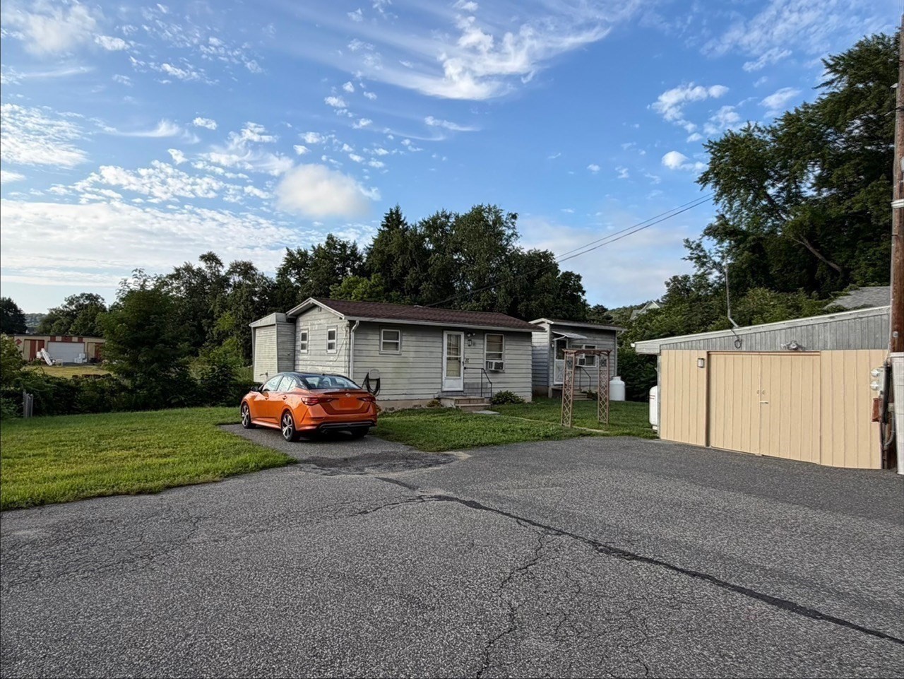 main property photo 29