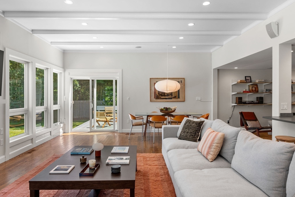 property viewer photo 12