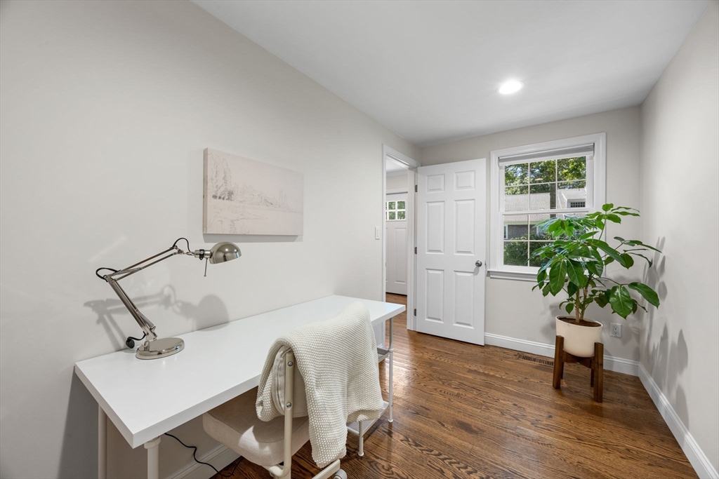 property viewer photo 19