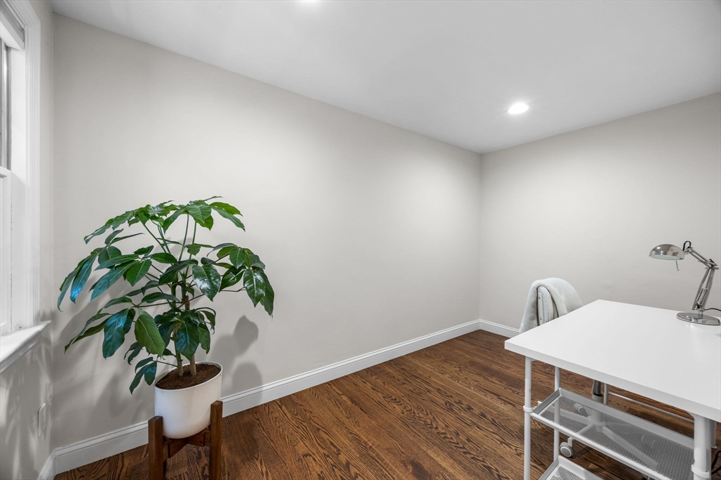 property viewer photo 20