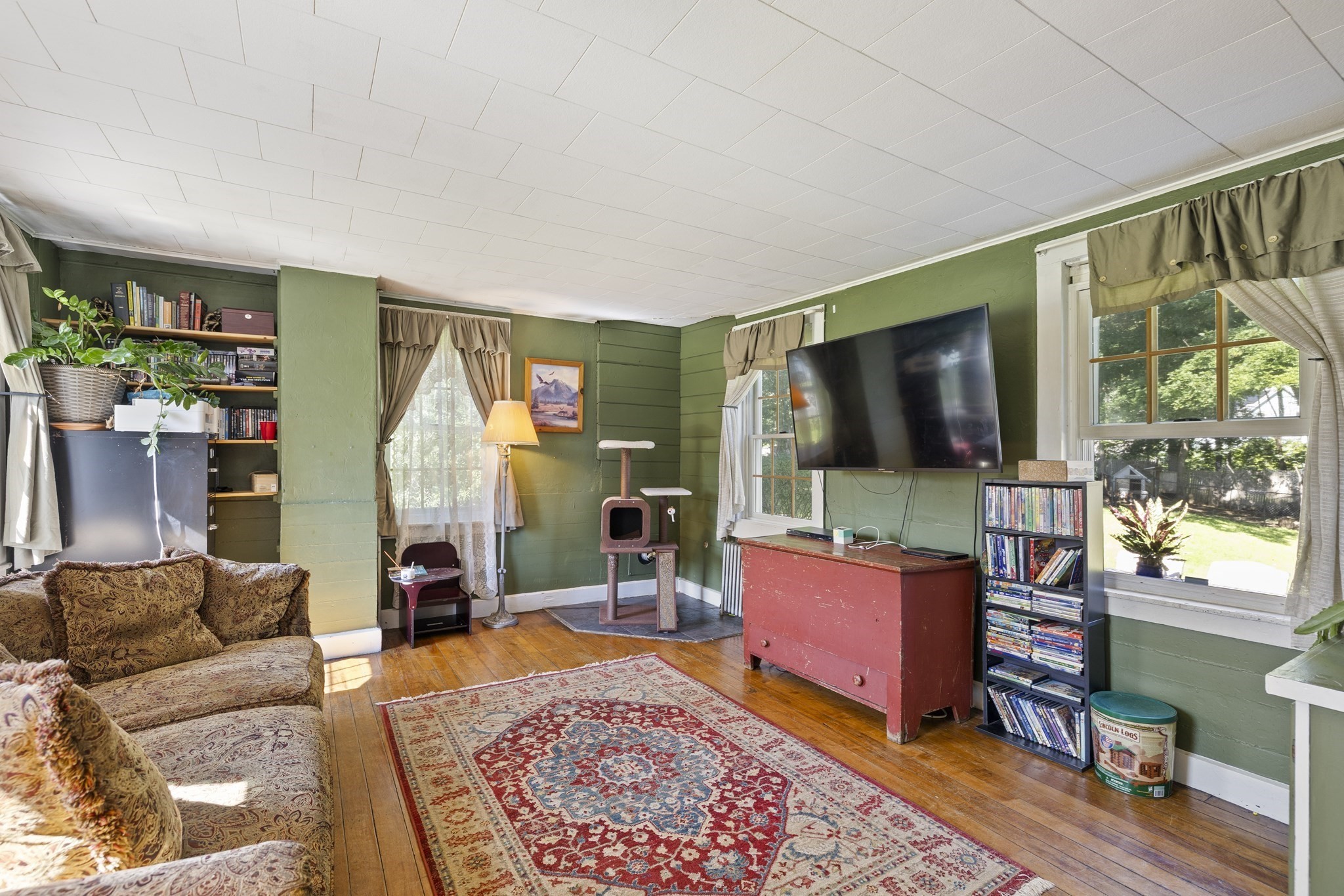 main property photo 5