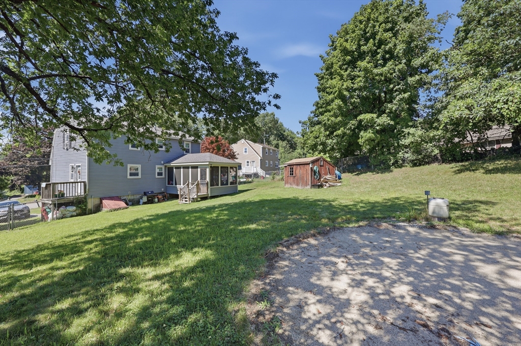 main property photo 37