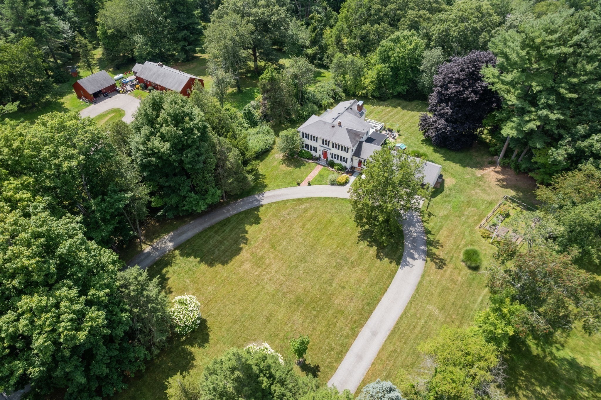 main property photo 33