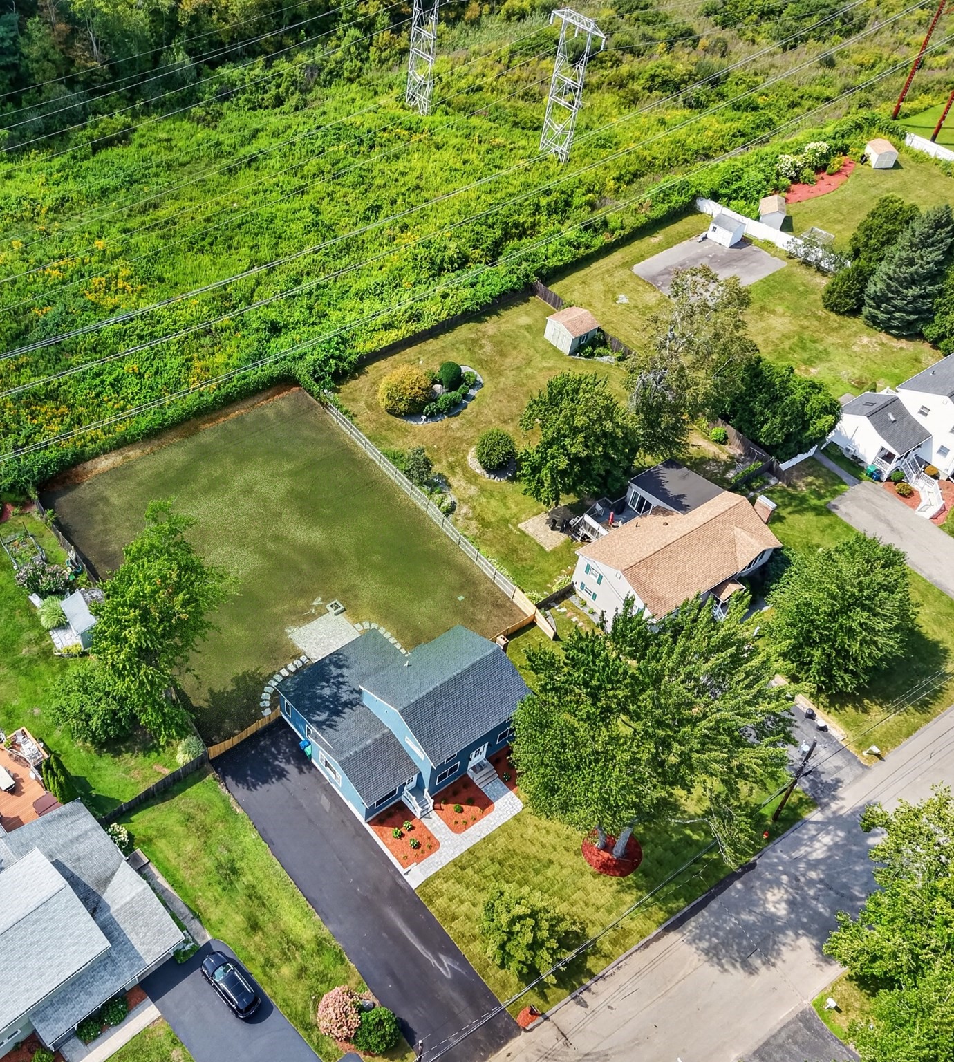 main property photo 39
