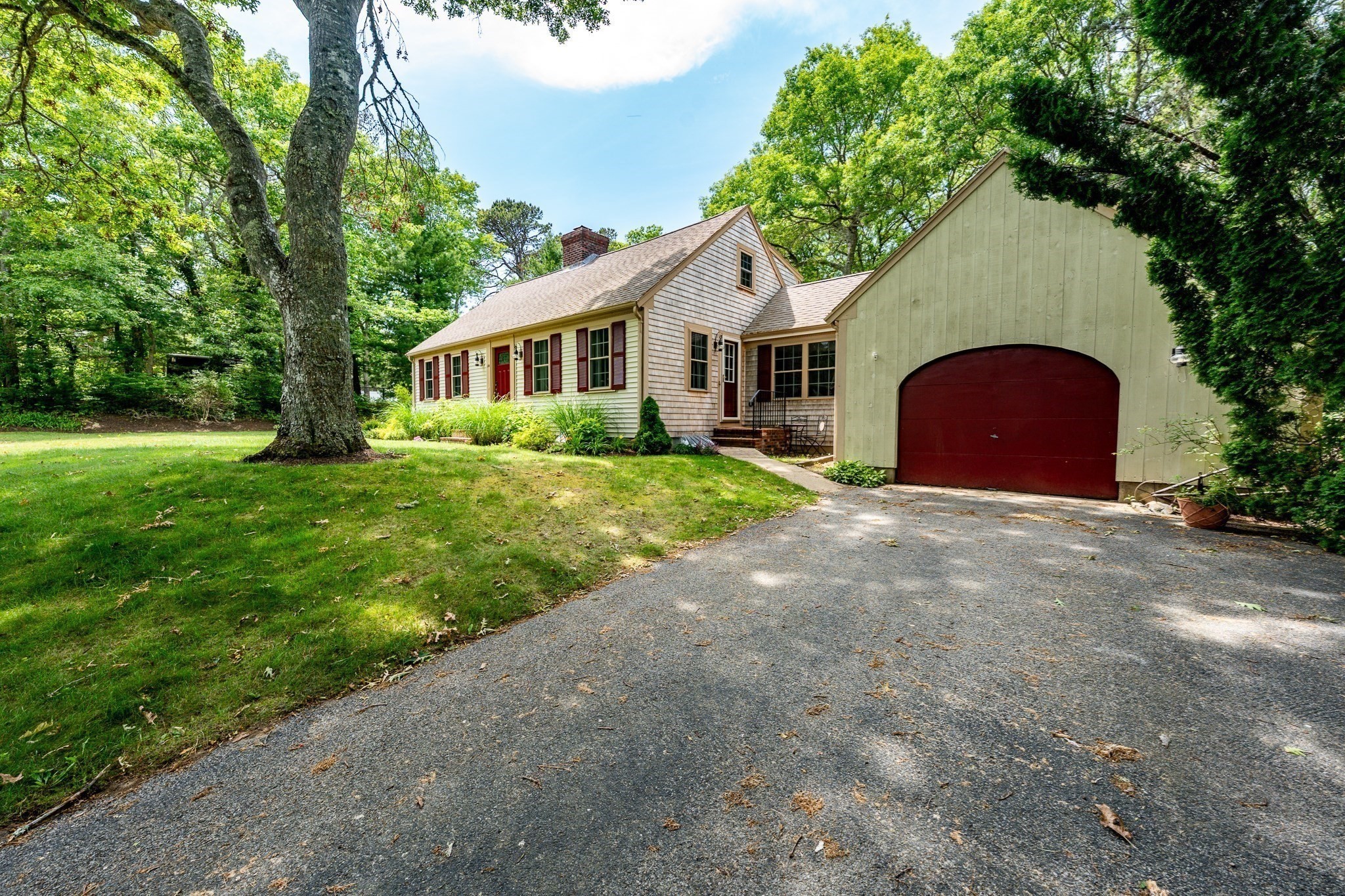 main property photo 31