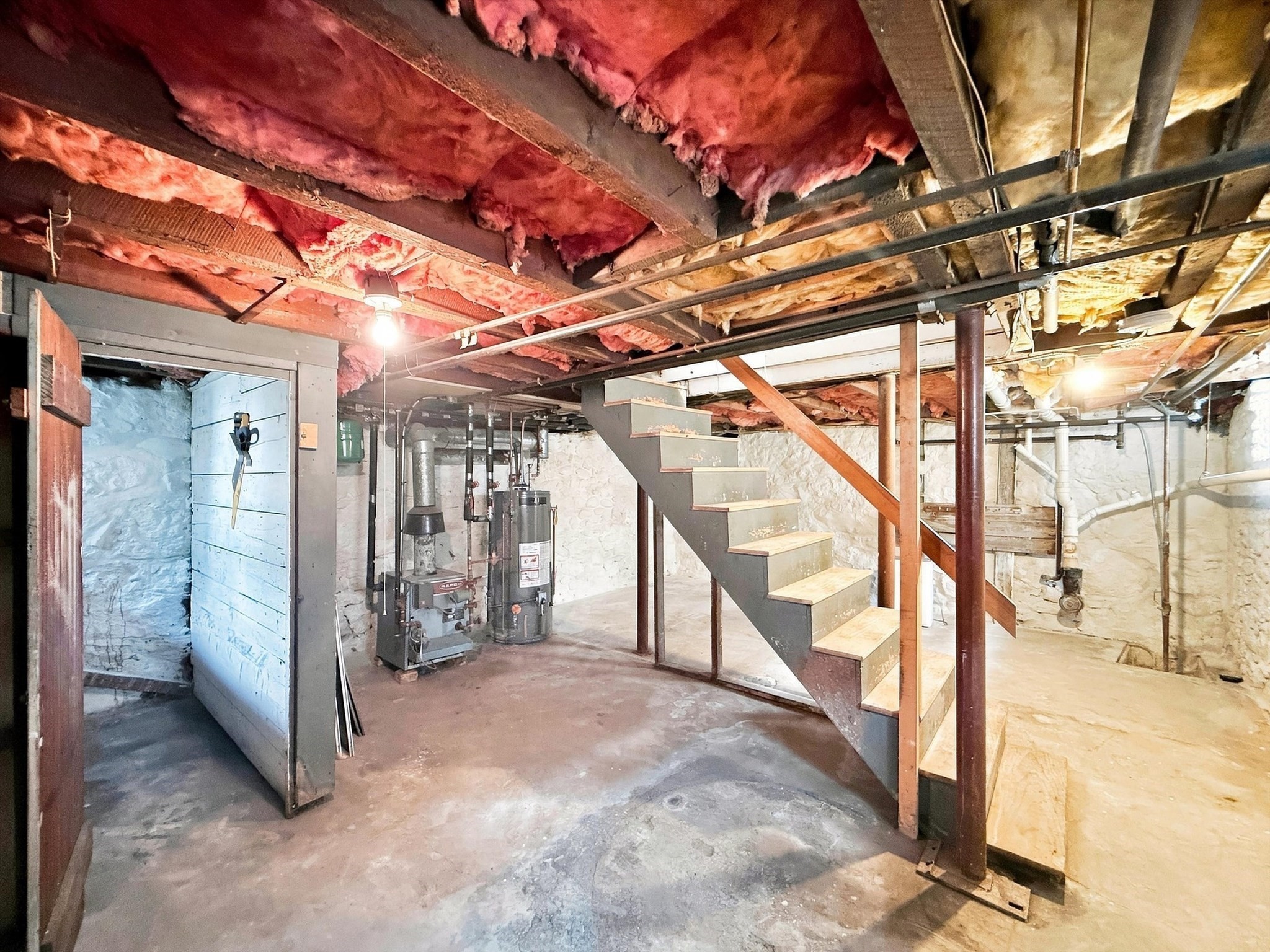 main property photo 36