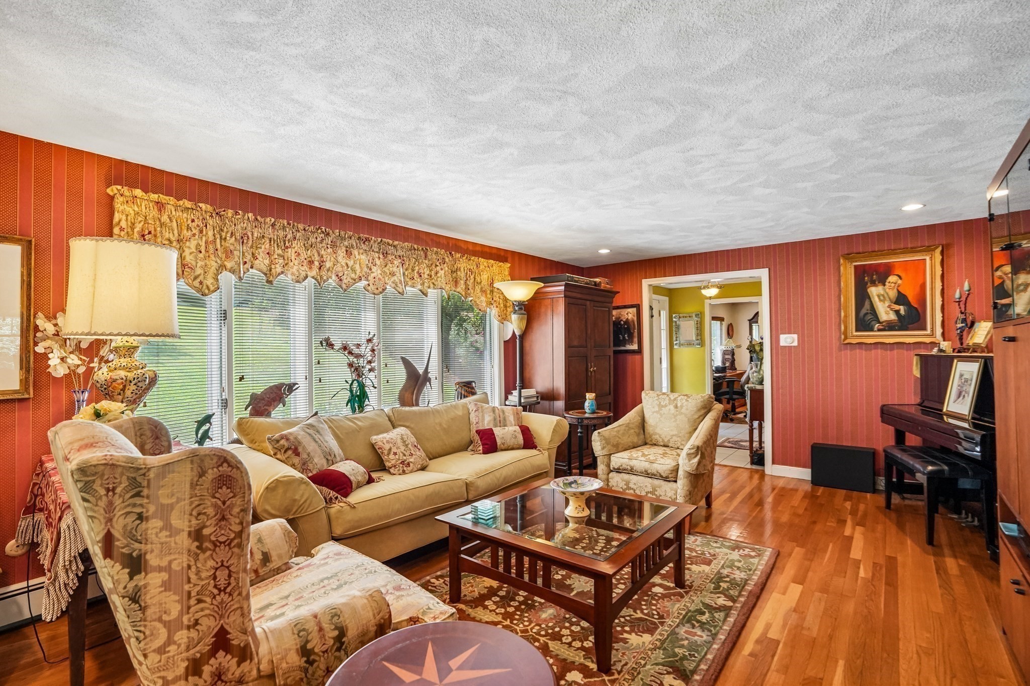 main property photo 14