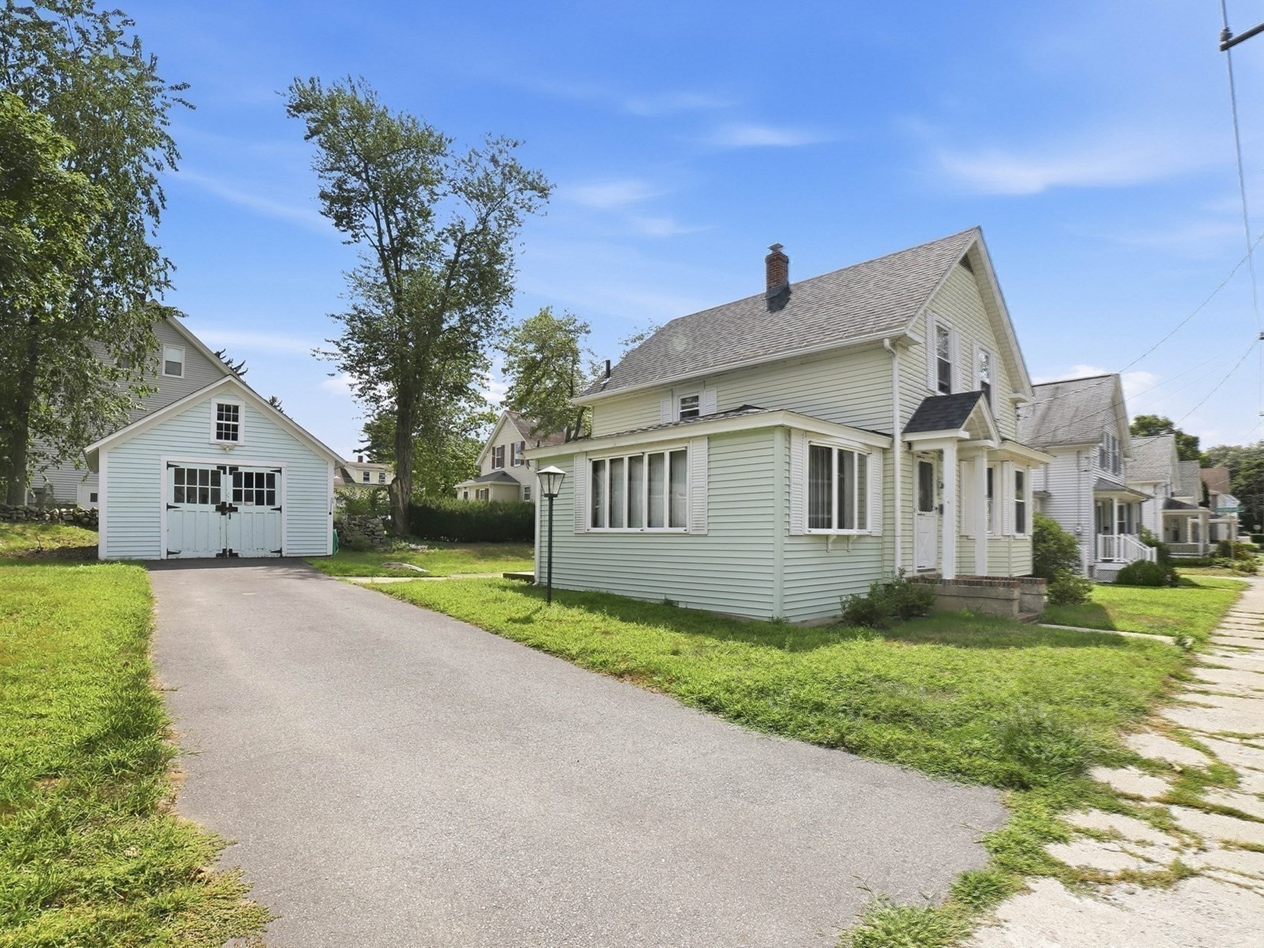 main property photo 22