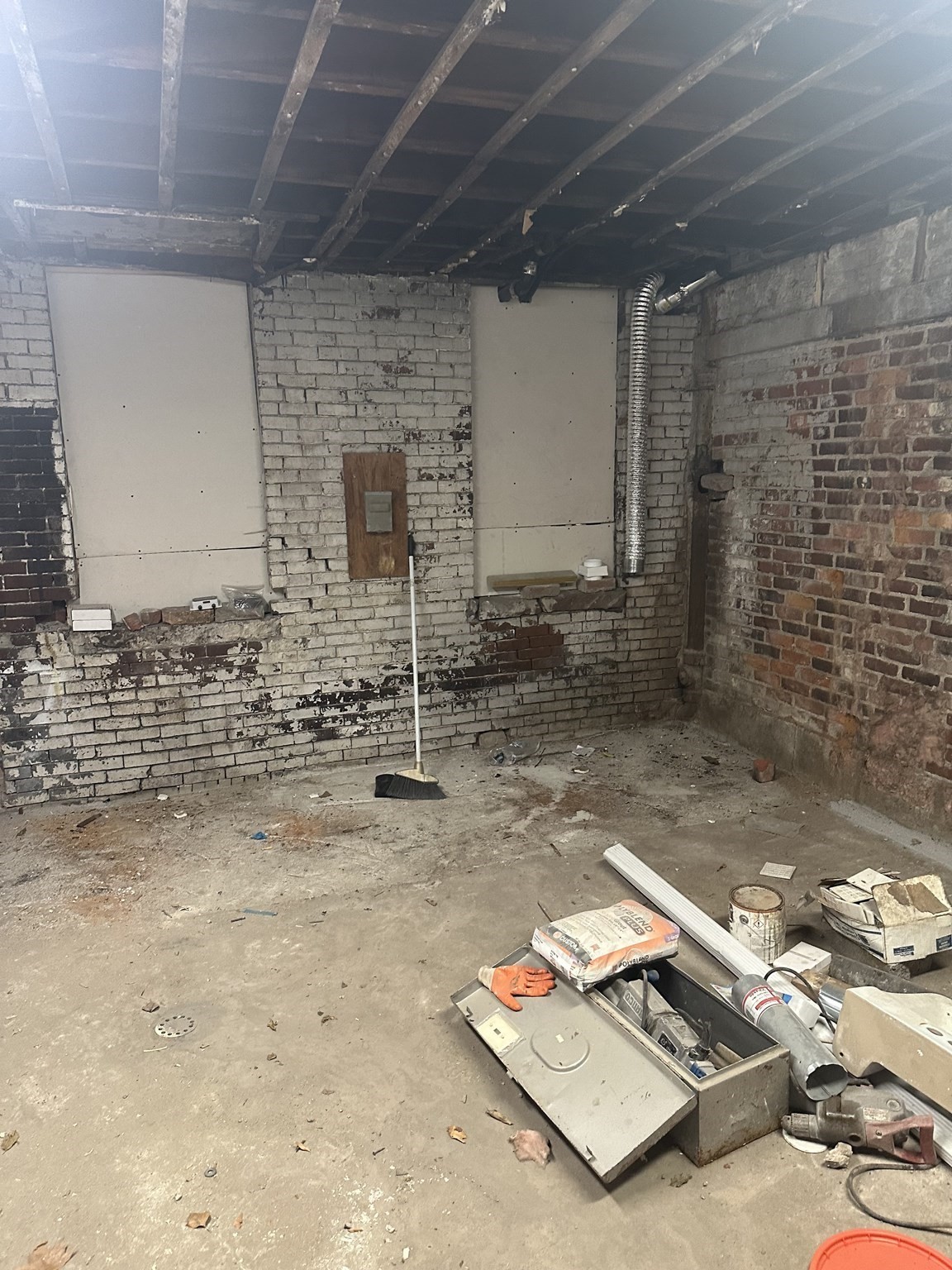 main property photo 13