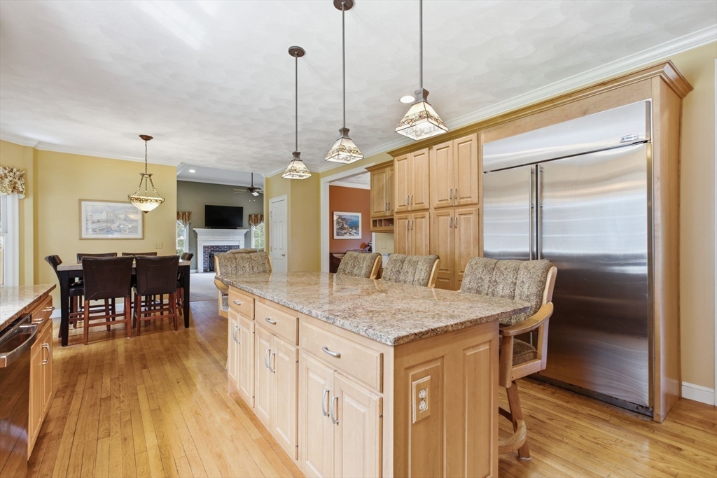 main property photo 9