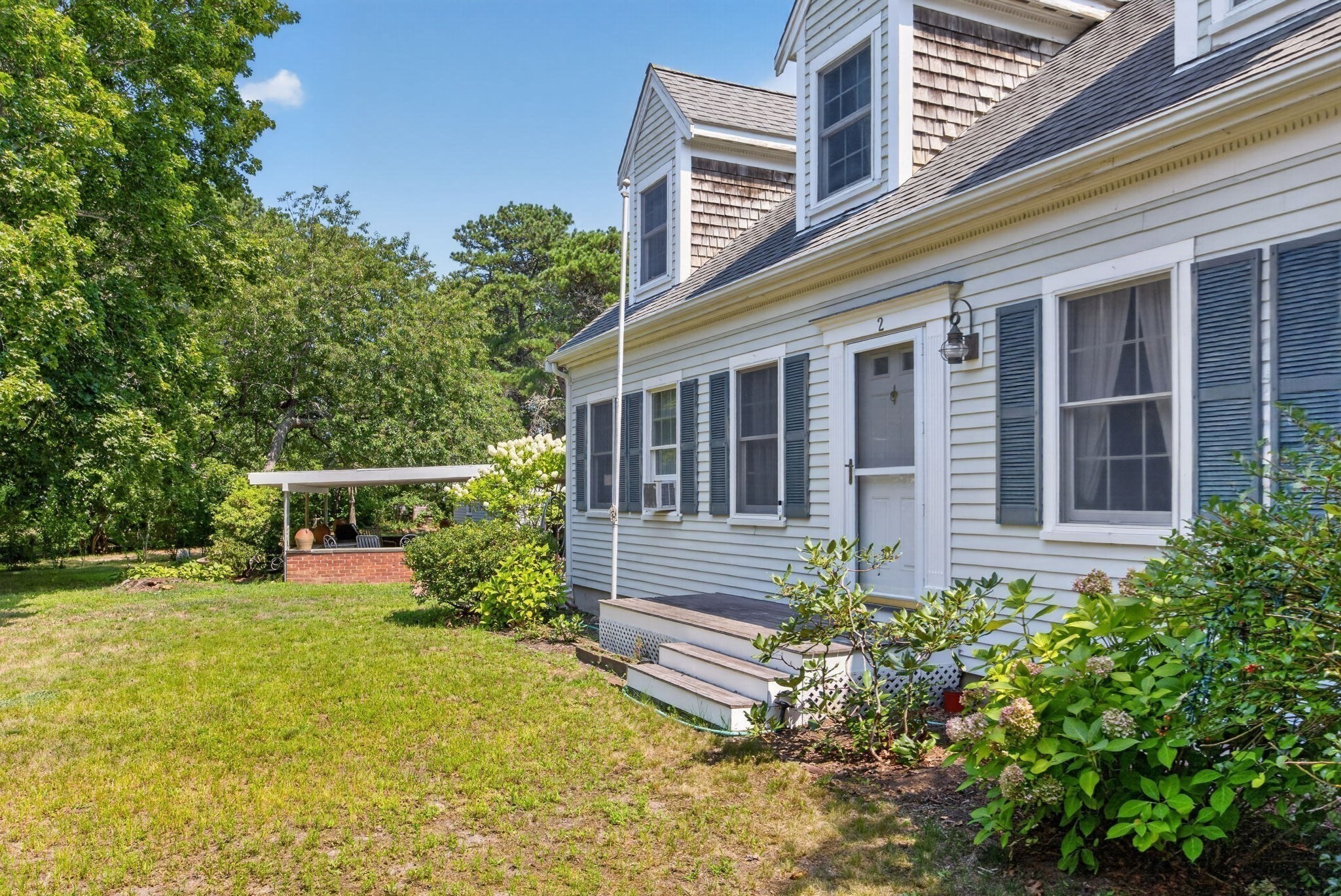 main property photo 25
