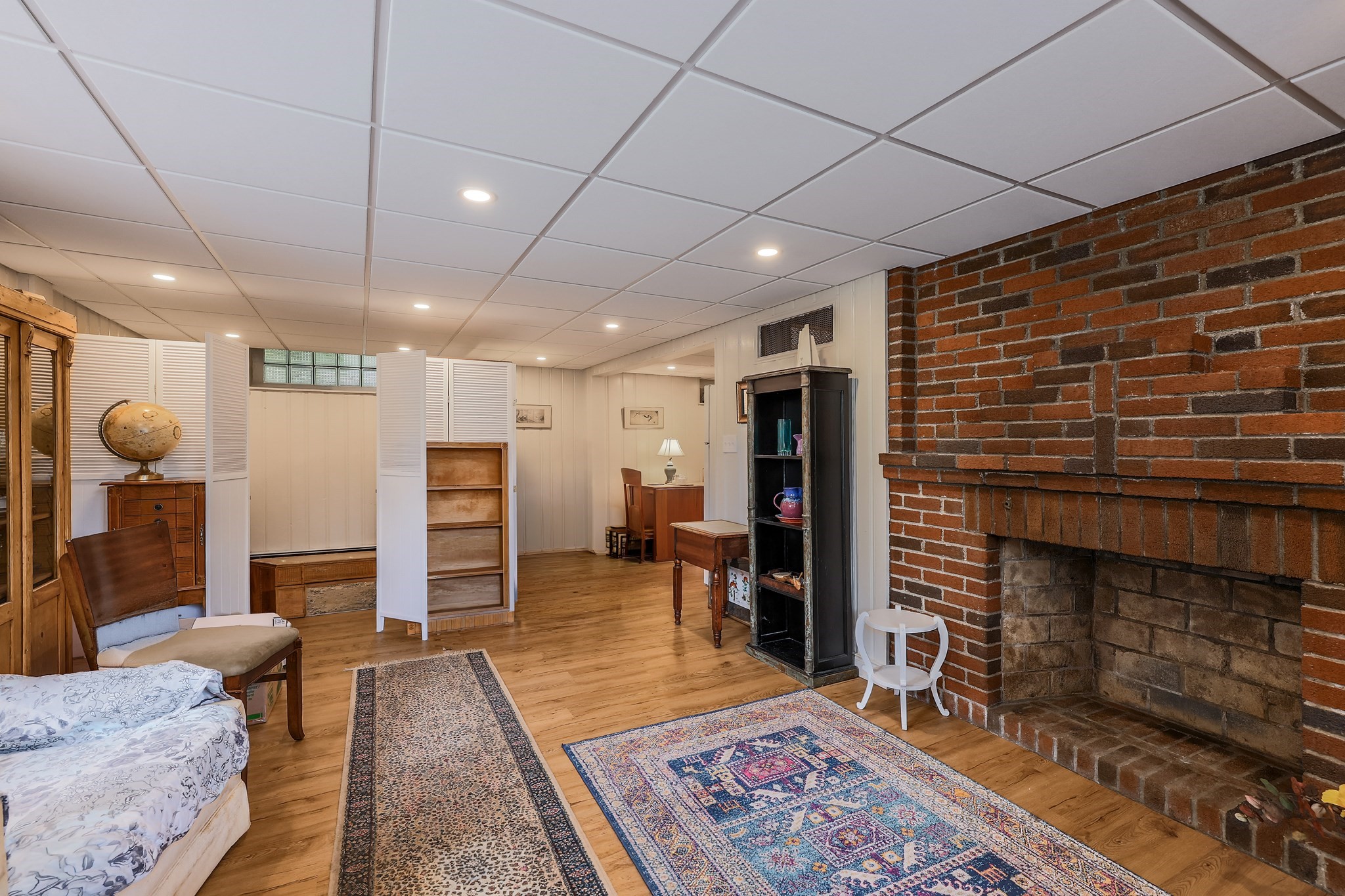 main property photo 40