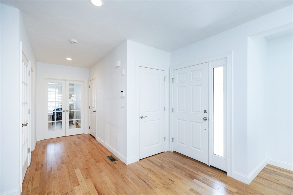 property viewer photo 2