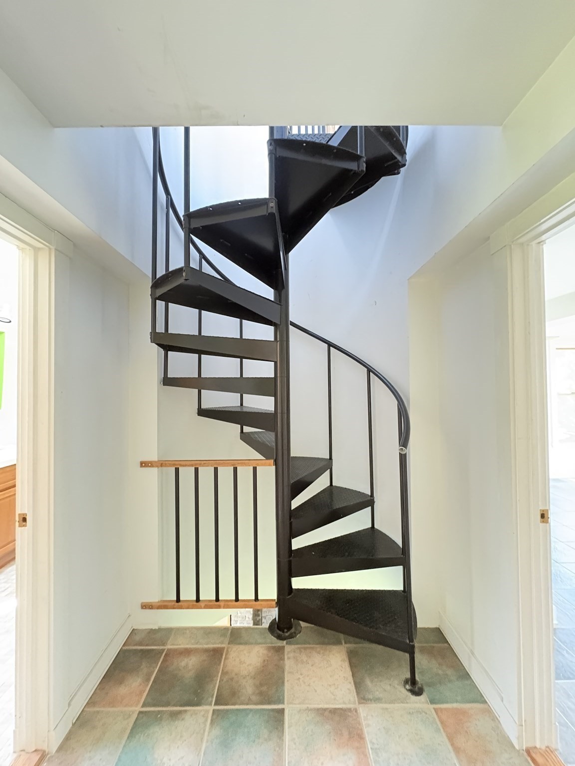 main property photo 18