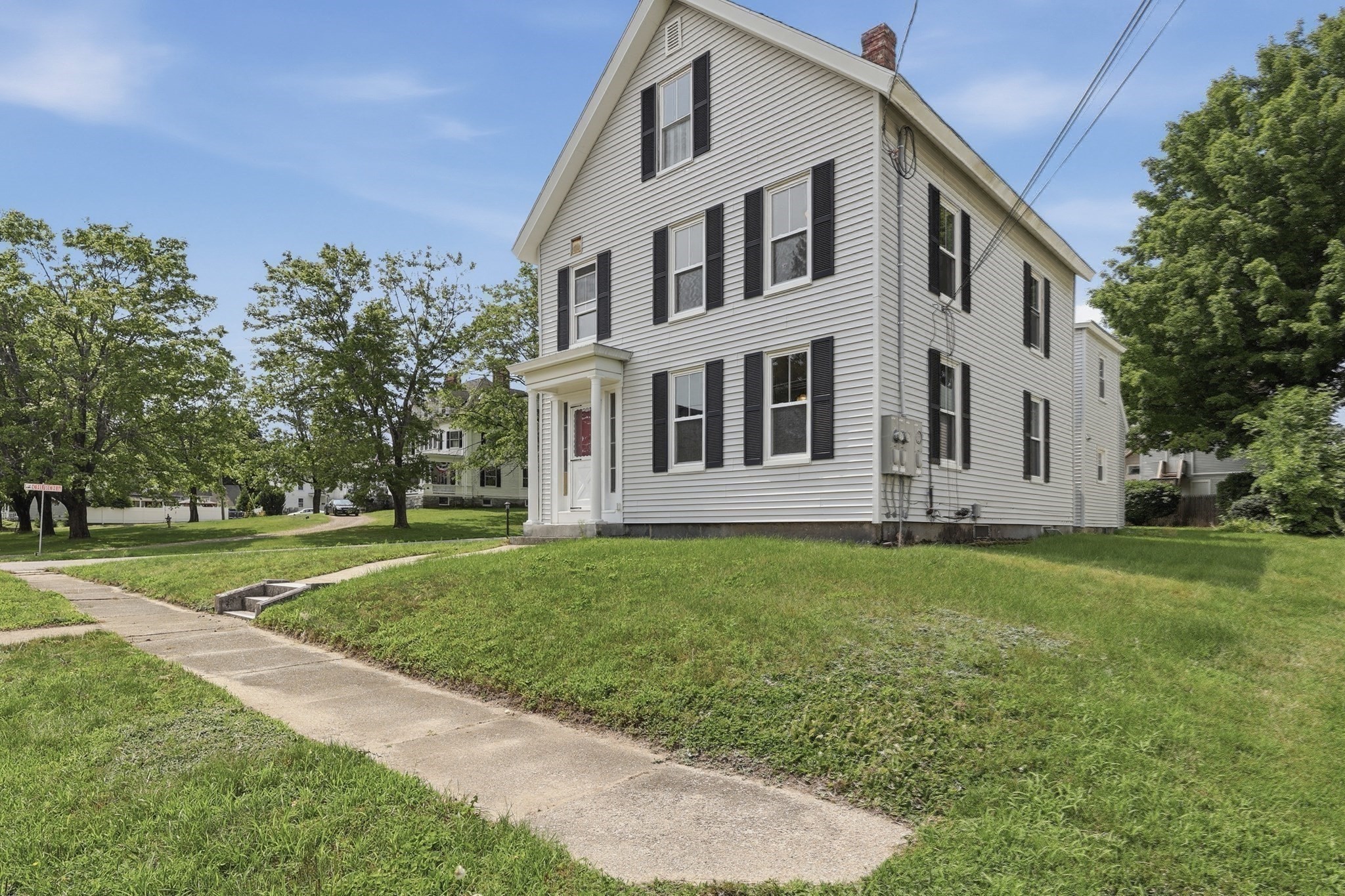 main property photo 40
