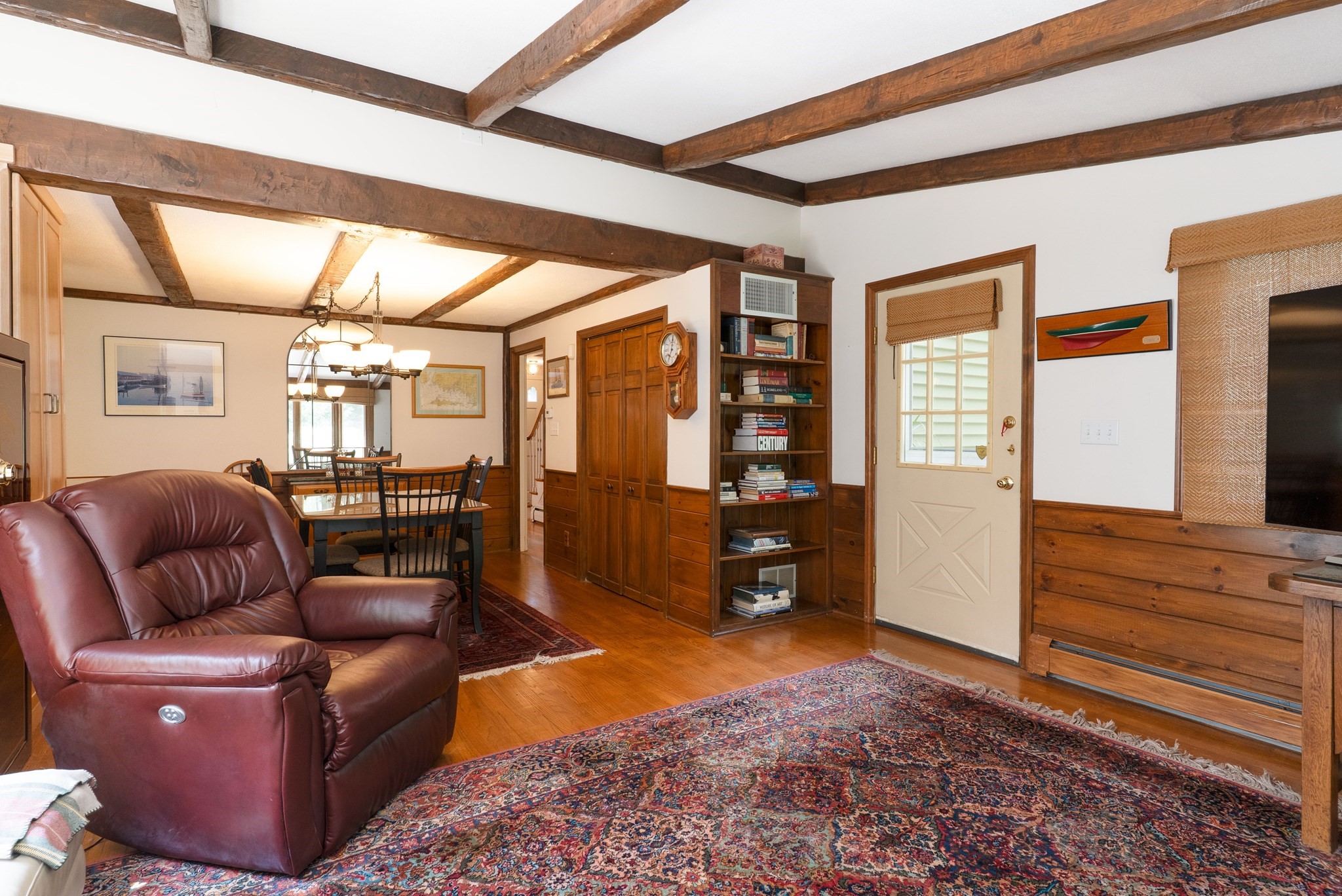 main property photo 14