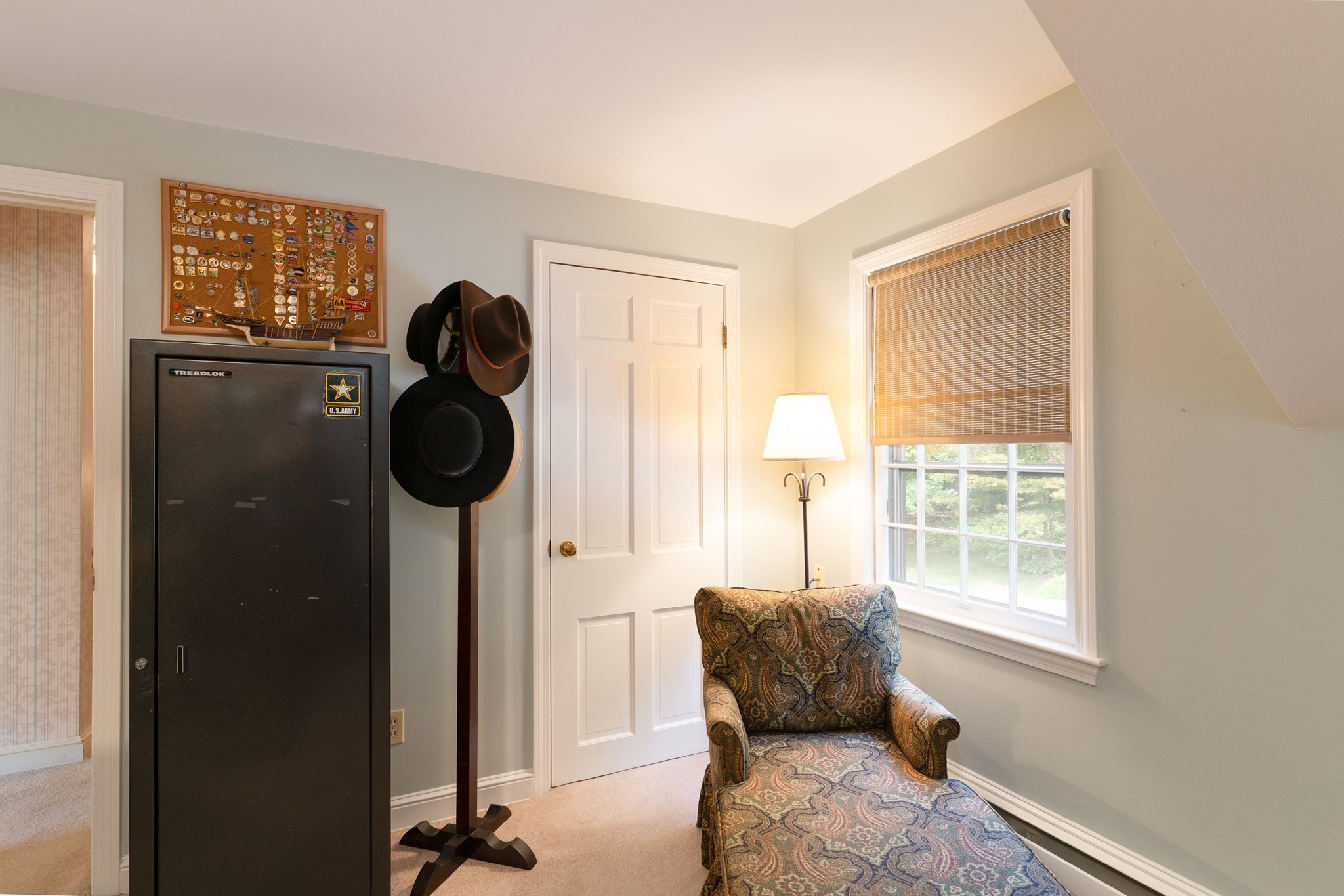 main property photo 31