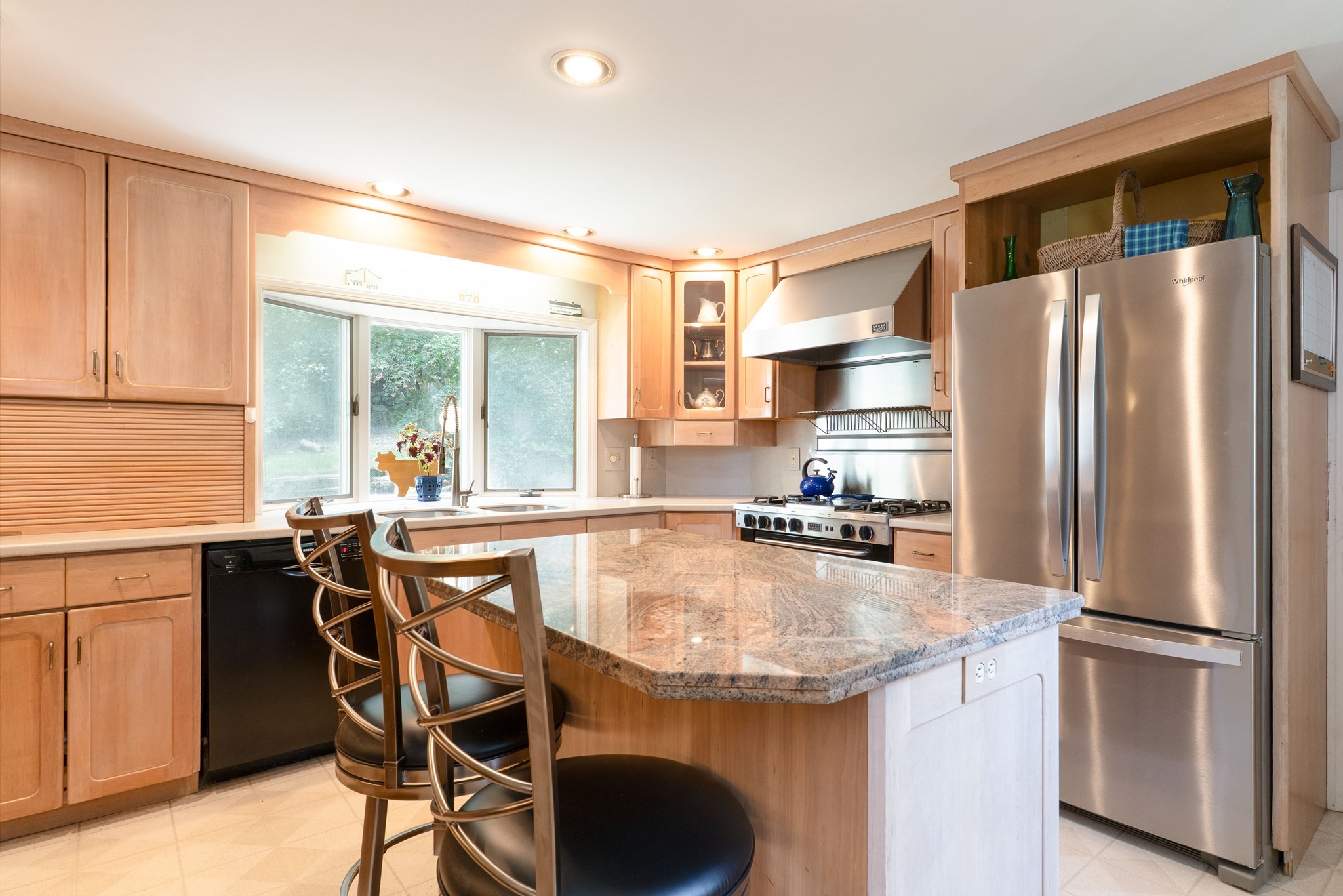 main property photo 8