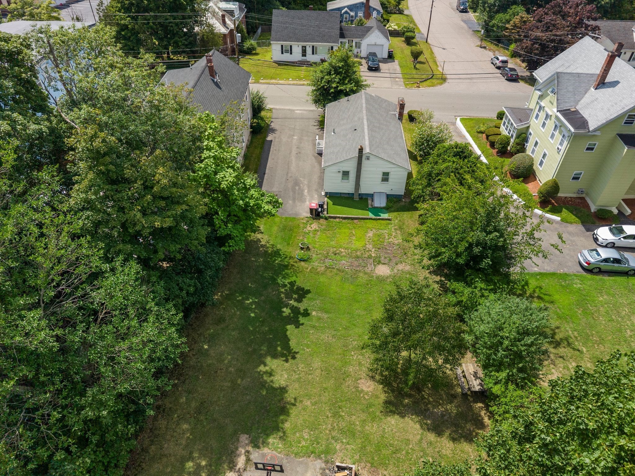 main property photo 30
