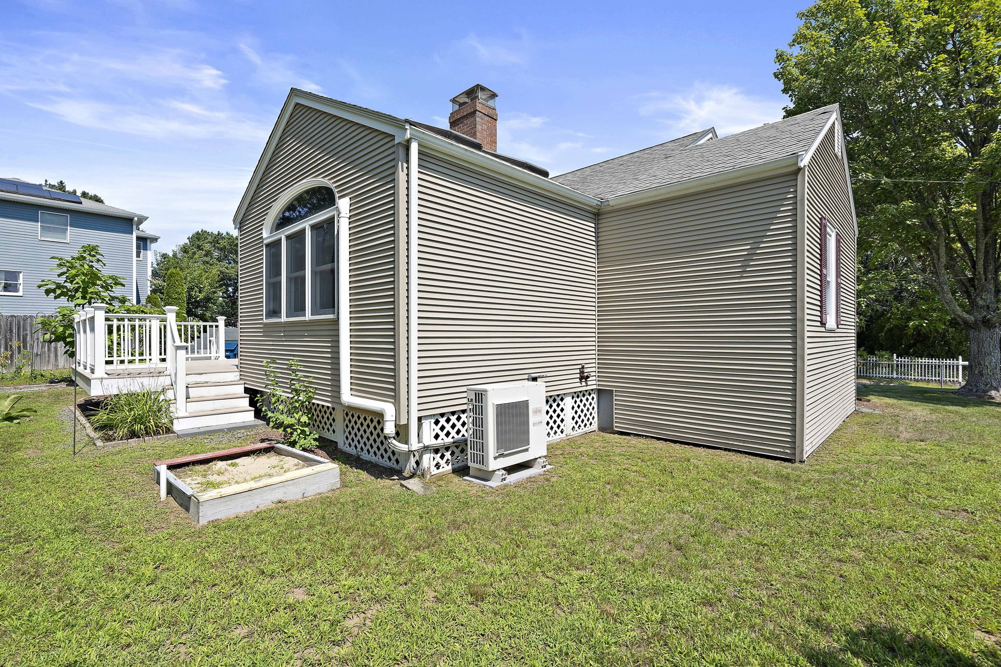 main property photo 15