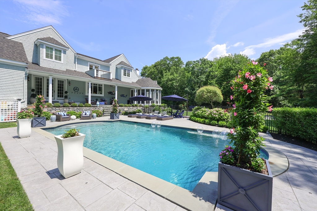 main property photo 34