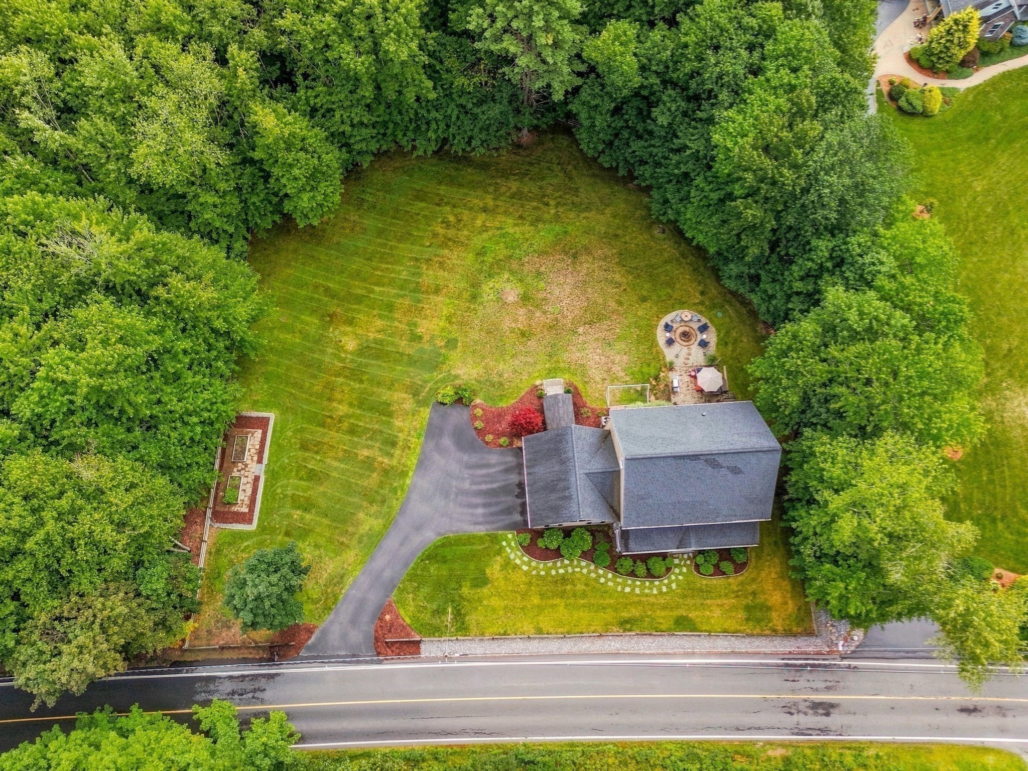 main property photo 39