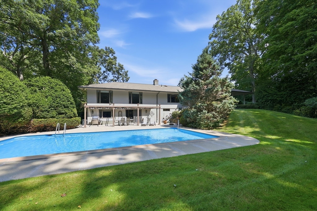 main property photo 31